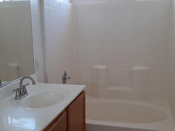 4th image of 6156 Stone Hollow Ave