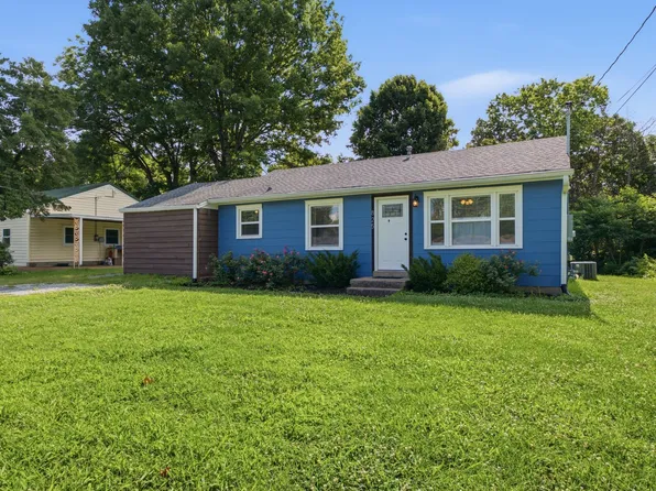 825 Spencer Ave, Gallatin, TN 37066