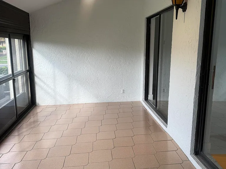 817 Sky Pine Way #H — Photo 19