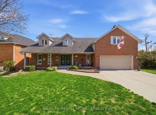 177 Brant St W, Orillia, ON L3V3N8
