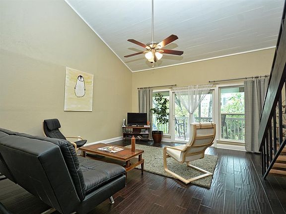 5th image of 1818 S Lakeshore Blvd APT 34