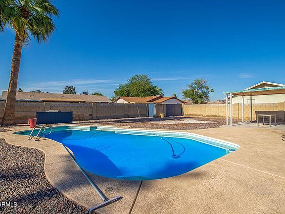 3rd image of 3730 W Cochise Dr