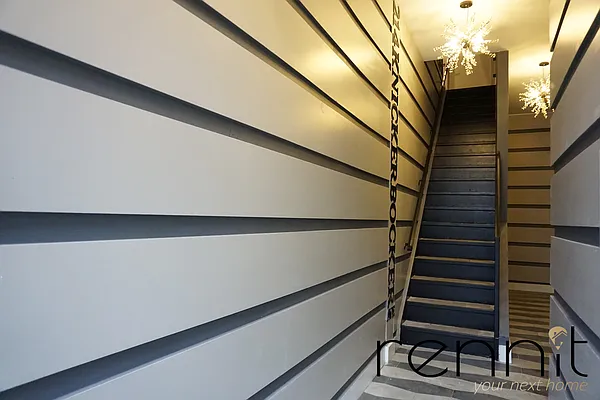 Rented by Rennit Inc. | media 35