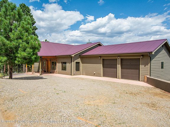 3rd image of 305 Mountain High Cir