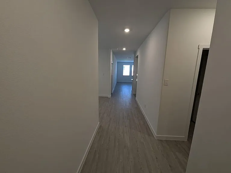 1842 White Ash Way — Photo 4