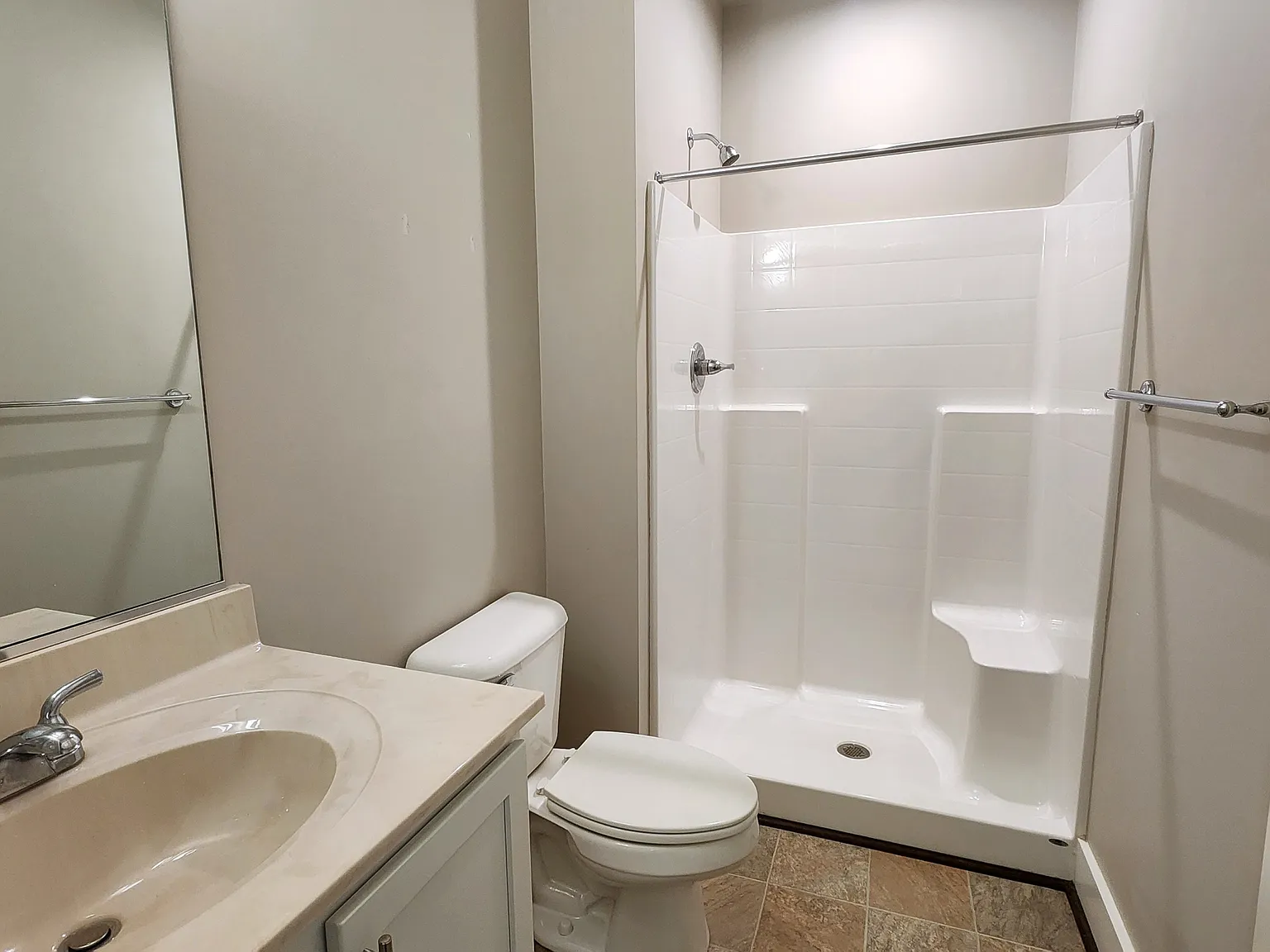 1915 Lemonwood Road - 1 — Photo 4