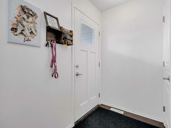 4th image of 339 Viscount Dr #402