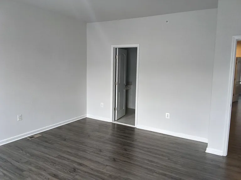 8129 Wistar Creek Mews #B — Photo 11