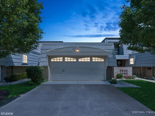 675 Versailles Cir Unit D, Elk Grove Village, IL 60007