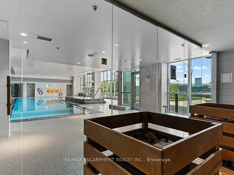 2087 Fairview St #1304 — Photo 43