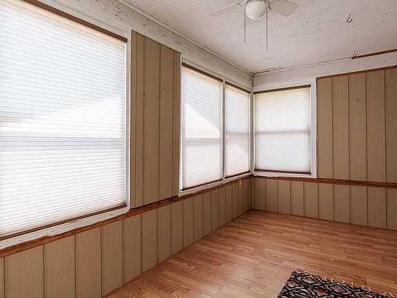 4th image of 234 Pearl Ave
