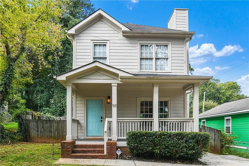 3 bed, 2.5 bath, $3,000 — Photo 1