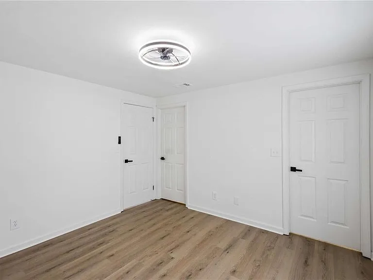 1466 Keys Crossing Dr NE — Photo 22