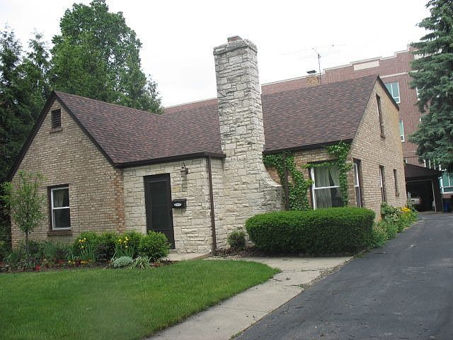 261 Berkley Ave.