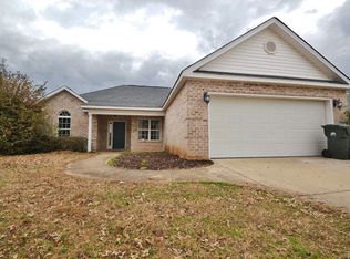 525 Manchester Ln, Byron, GA 31008