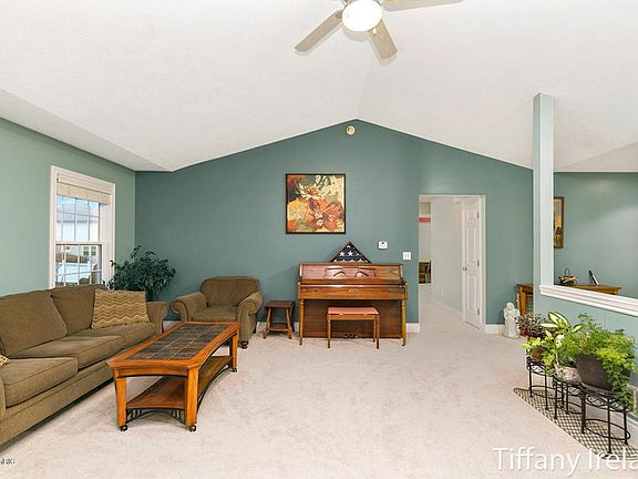 5th image of 7869 Crispen Ct SE