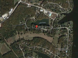 12180 Cedar Circle Dr, Ste Genevieve, MO 63670