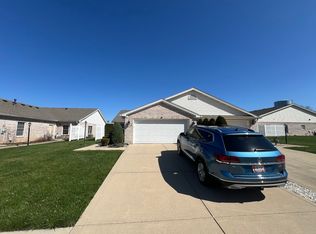 807 Shepherds Way, Greenwood, IN 46143