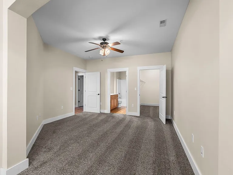 2041 Walden Blvd — Photo 13