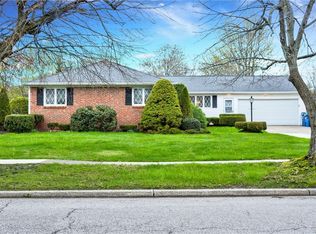264 Hunters Ln, Buffalo, NY 14221