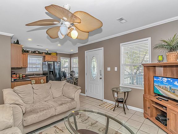 4th image of 6001-1362 S Kings Hwy. #1362