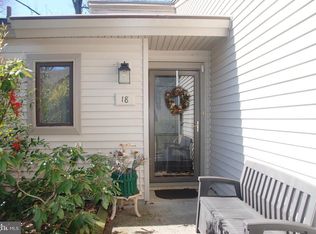 18 Chandler Dr, West Chester, PA 19380