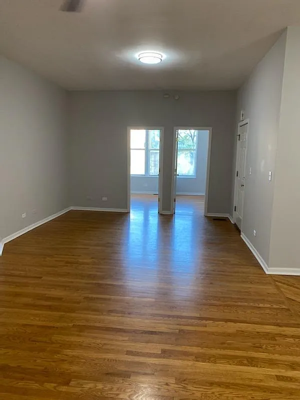 3 bed, 1400 sqft, $2,500 — Photo 4