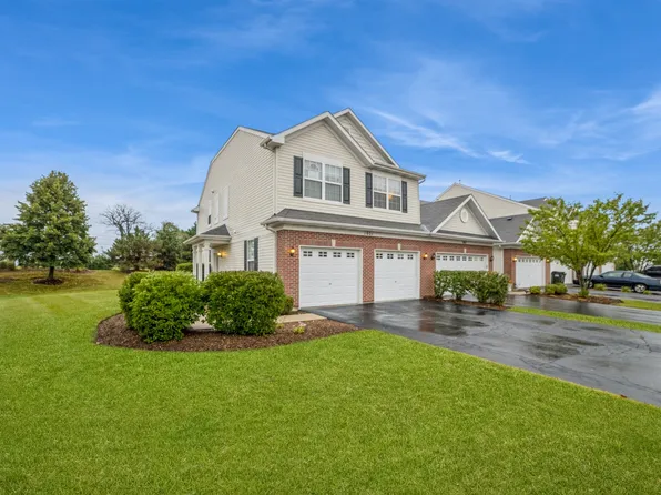 1021 Marcello Dr, Hampshire, IL 60140