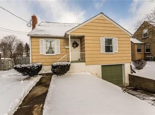 2004 State St, Natrona Heights, PA 15065