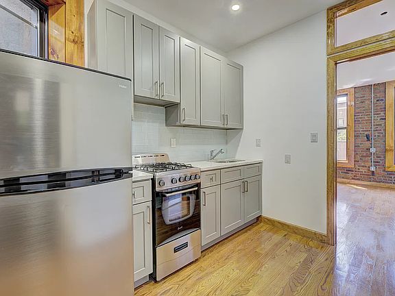 5th image of 80 E 3rd St APT 4