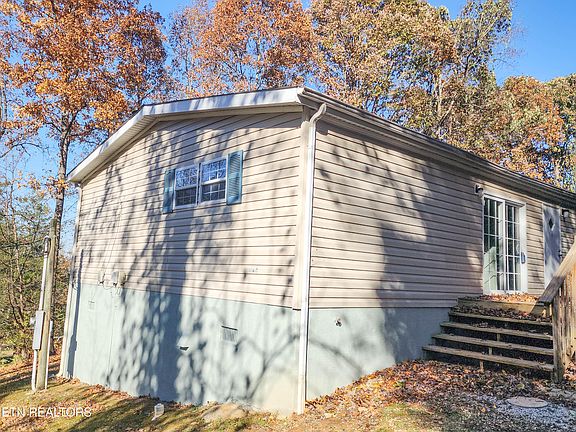 5th image of 616 Lewallen Ct