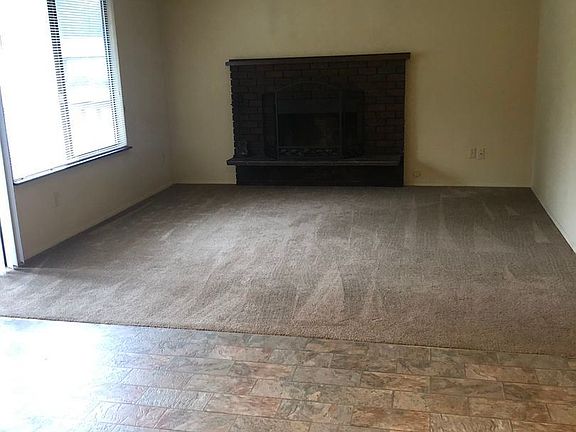 3rd image of 3270 SE Goldmaur Ct #A
