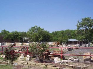 1801 N Main St, Cleburne, TX 76033