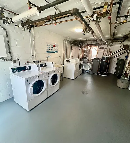 44 Lionel Ave #B — Photo 9