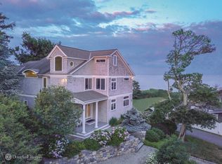 616 Vineyard Point Rd, Guilford, CT 06437