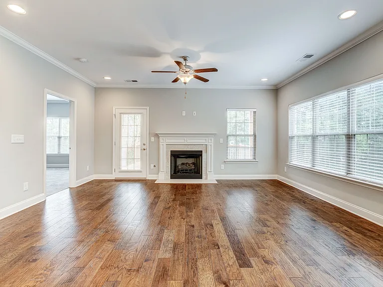6043 Headwaters Dr — Photo 19
