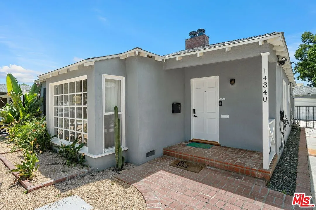 3 bed, 1.0 bath, 1214 sqft, $4,200 — Photo 4