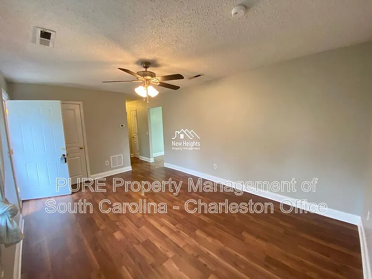 371 Furman Ln — Photo 5