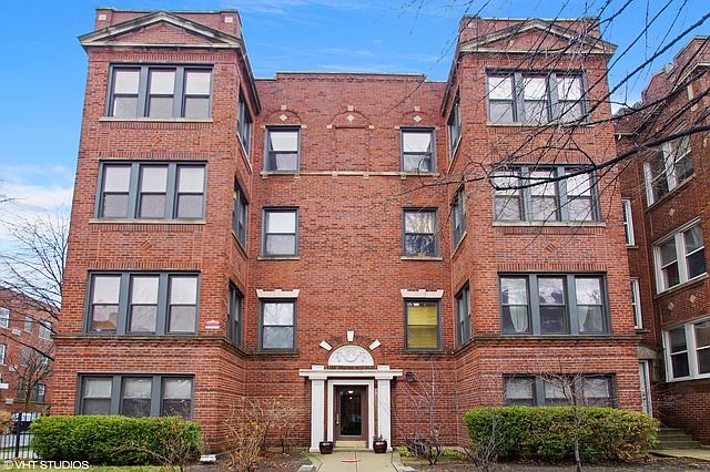 1st image of 4902 N Rockwell St APT 3S