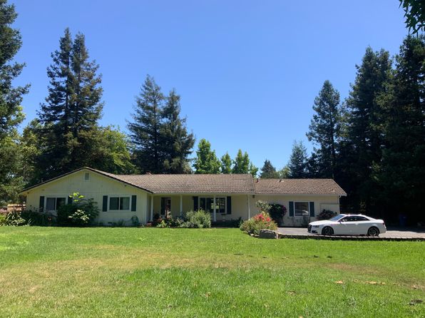 1894 E Cotati Ave