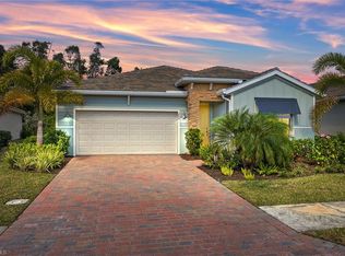 283 Tamarindo Ln, Naples, FL 34114