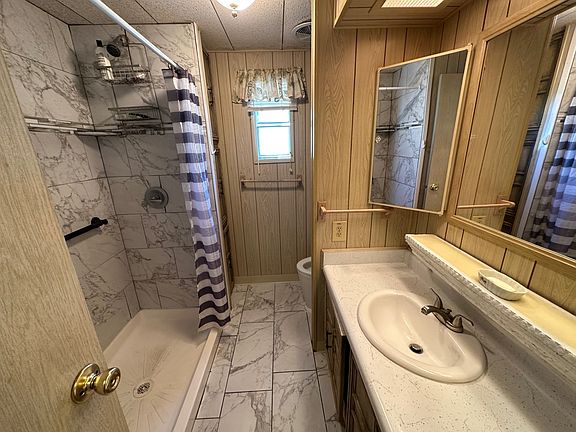 5th image of 5649 Pineland Ave