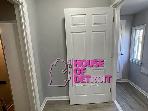 3rd image of 5801 Chatsworth St #9/30