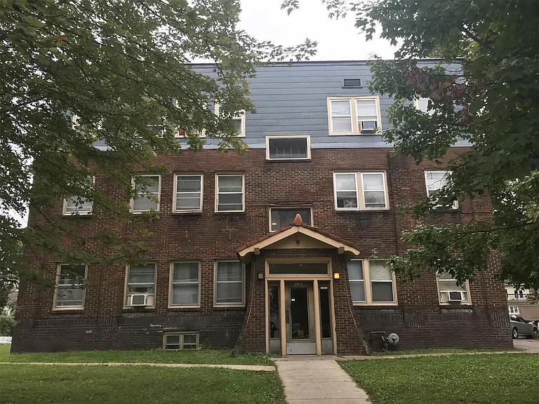 2900-2902 Cottage Dr — Photo 15
