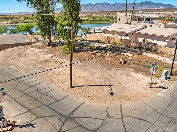 3rd image of 2167 Whitewater Drive