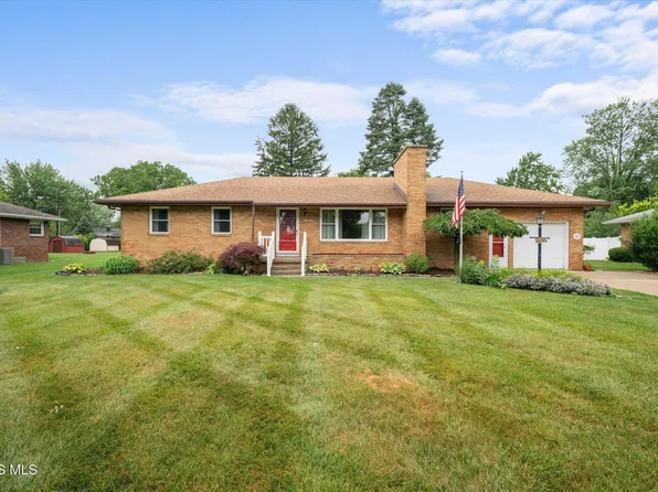1820 Reva Dr, Northwood, OH 43619
