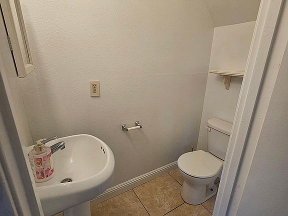 4th image of 8901 Salmon Falls Dr APT C