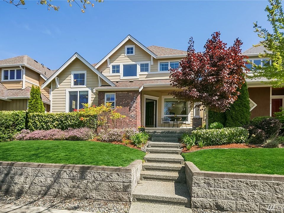 1st image of 2066 25th Ave NE