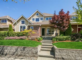 2066 25th Ave NE, Issaquah, WA 98029