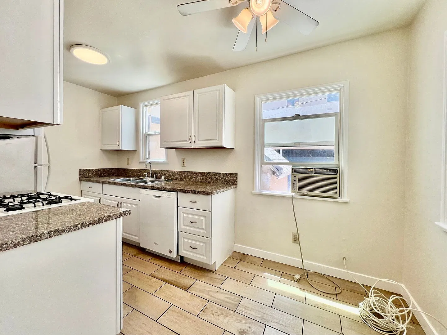 14558 Dickens Street — Photo 3